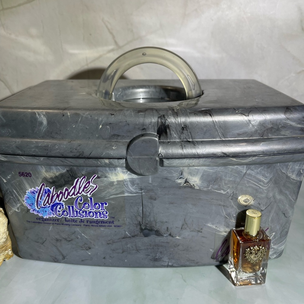 Caboodles Color Collisions Vintage Organizer Silver Marble Has a Tray & Mirror! - Picture 2 of 15